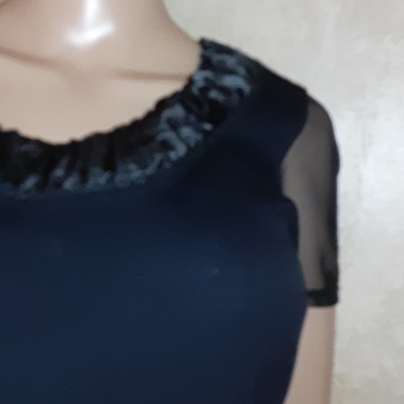 ALBERTO MAKAI Designer Top Sheer Sleeves Shirred Satin Neckline BLACK Size M - Picture 6 of 8